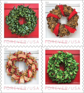 USPS Holiday Wreaths 5 Books of 20 Forever US First Class Postage Stamps Christmas Tradition Celebration (100 Stamps)